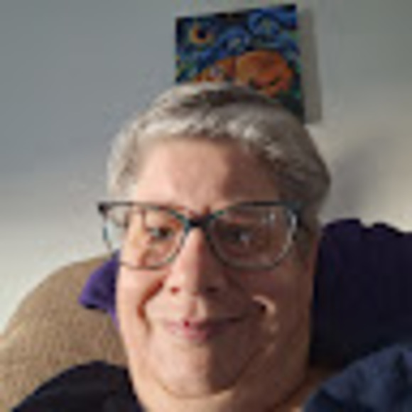 Meet your Posher, Shelly - Picture 1 of 1